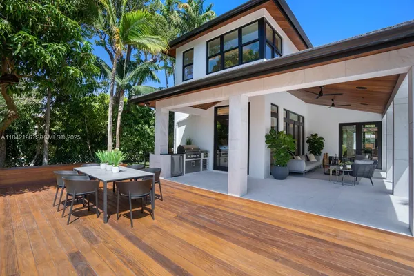 $24,900,000 | 4241 Palm Lane, Miami, FL 33137