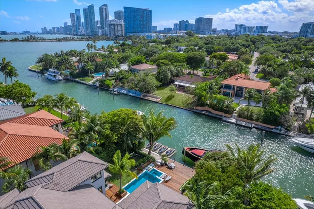 $24,900,000 | 4241 Palm Lane, Miami, FL 33137
