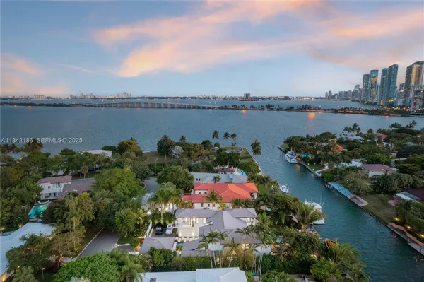 $24,900,000 | 4241 Palm Lane, Miami, FL 33137