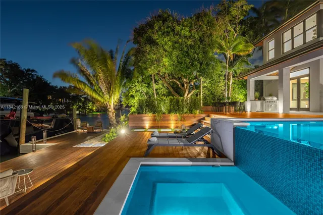 $24,900,000 | 4241 Palm Lane, Miami, FL 33137