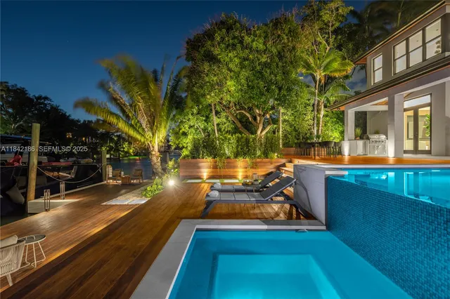 $24,900,000 | 4241 Palm Lane, Miami, FL 33137