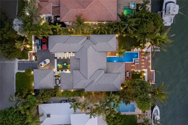 $24,900,000 | 4241 Palm Lane, Miami, FL 33137