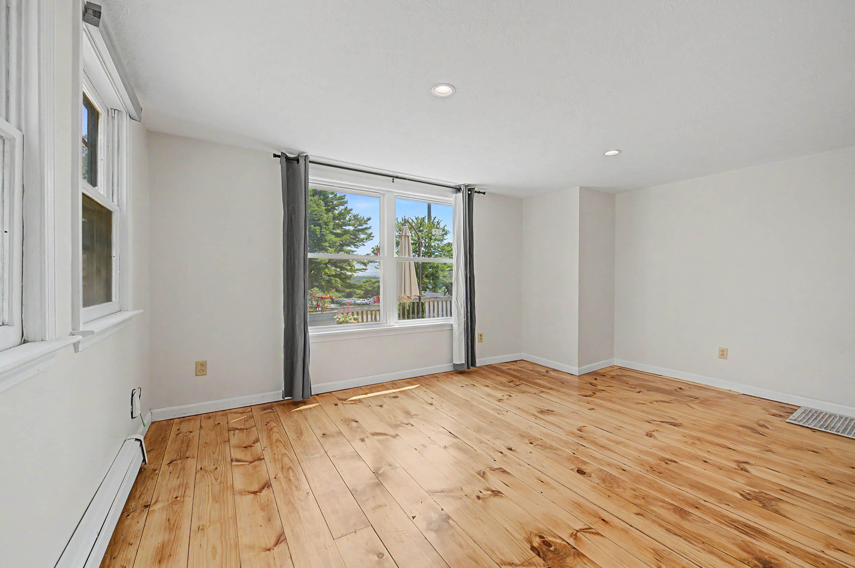 71 Middle Road Woolwich, ME 04579 - Photo 18 of 37 pic-19