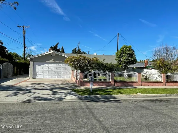 $2,500,000 | 842 South Corta Drive, Santa Ana, CA 92704