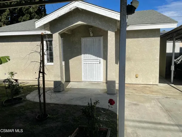 $2,500,000 | 842 South Corta Drive, Santa Ana, CA 92704