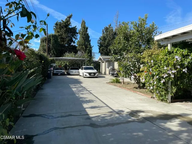 $2,900,000 | 842 South Corta Drive, Santa Ana, CA 92704