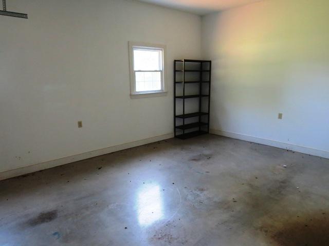 1836 Oak Level Road Bassett, VA 24055 - Photo 28 of 31 GARAGE