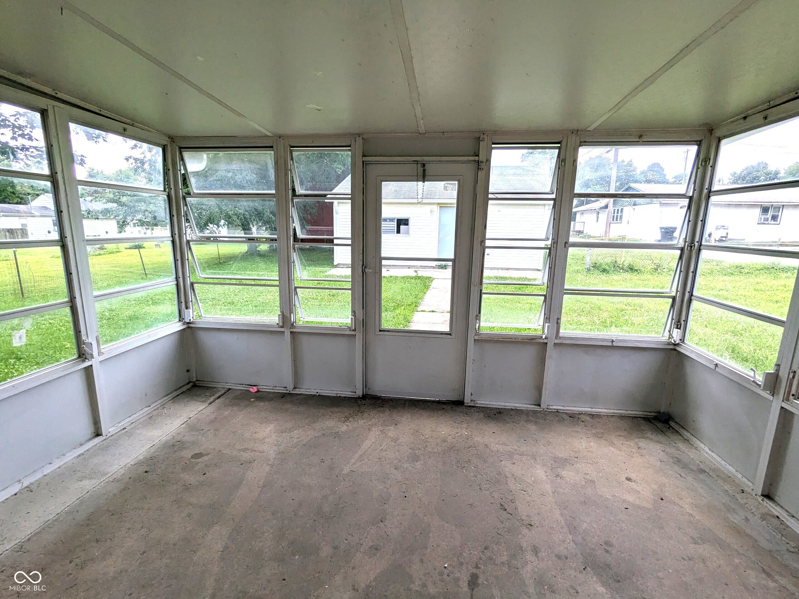 6733 South Cross Street Pendleton, IN 46064 - Photo 13 of 16