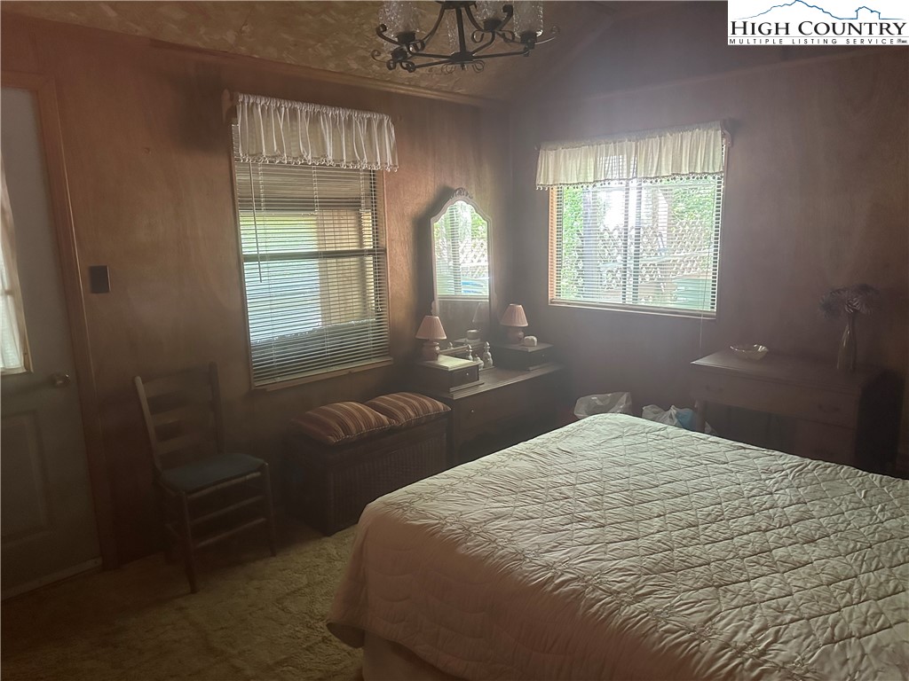 91 Locust Road Newland, NC 28657 - Photo 12 of 22 Gallery Image 12