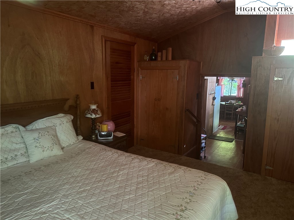 91 Locust Road Newland, NC 28657 - Photo 13 of 22 Gallery Image 13