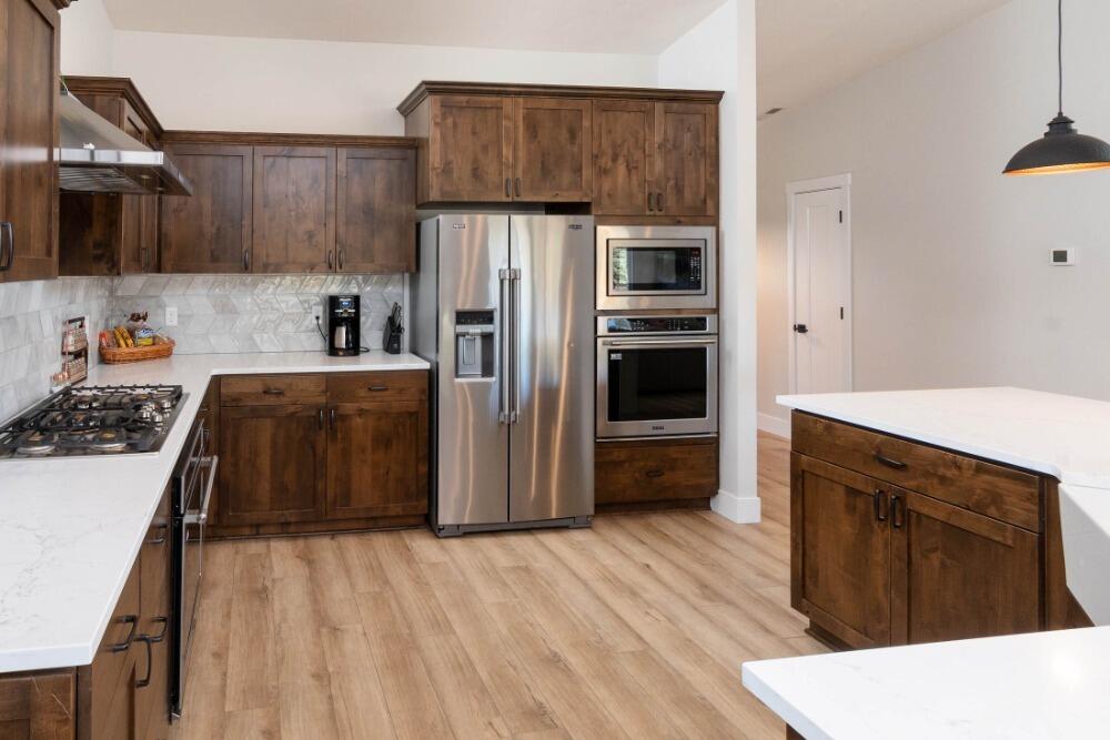 61588 Gribbling Road Bend, OR 97702 - Photo 17 of 26 28