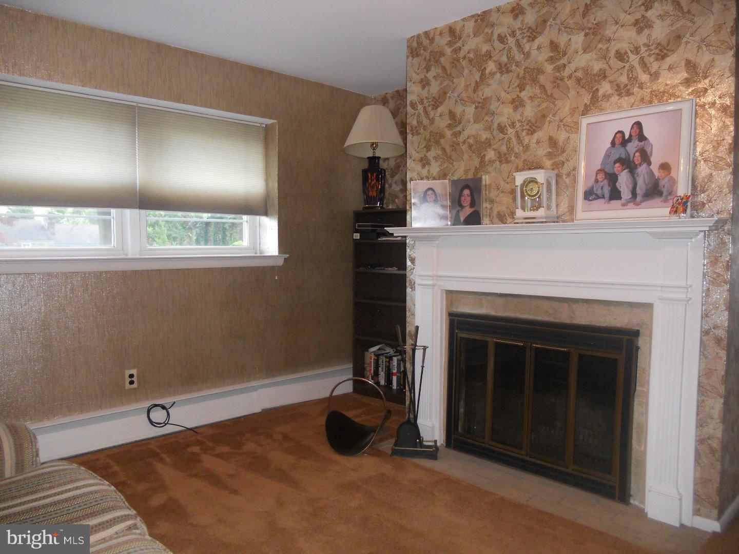 3864 James Road Huntingdon Valley, PA 19006 - Photo 2 of 14 Gallery Image 2