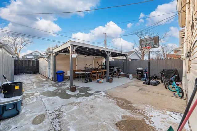 $319,999 | 5816 South California Avenue, Chicago, IL 60629