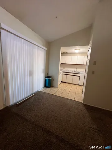 $1,350 | 131 Burgundy Hill Lane, Unit 131, Middletown, CT 06457