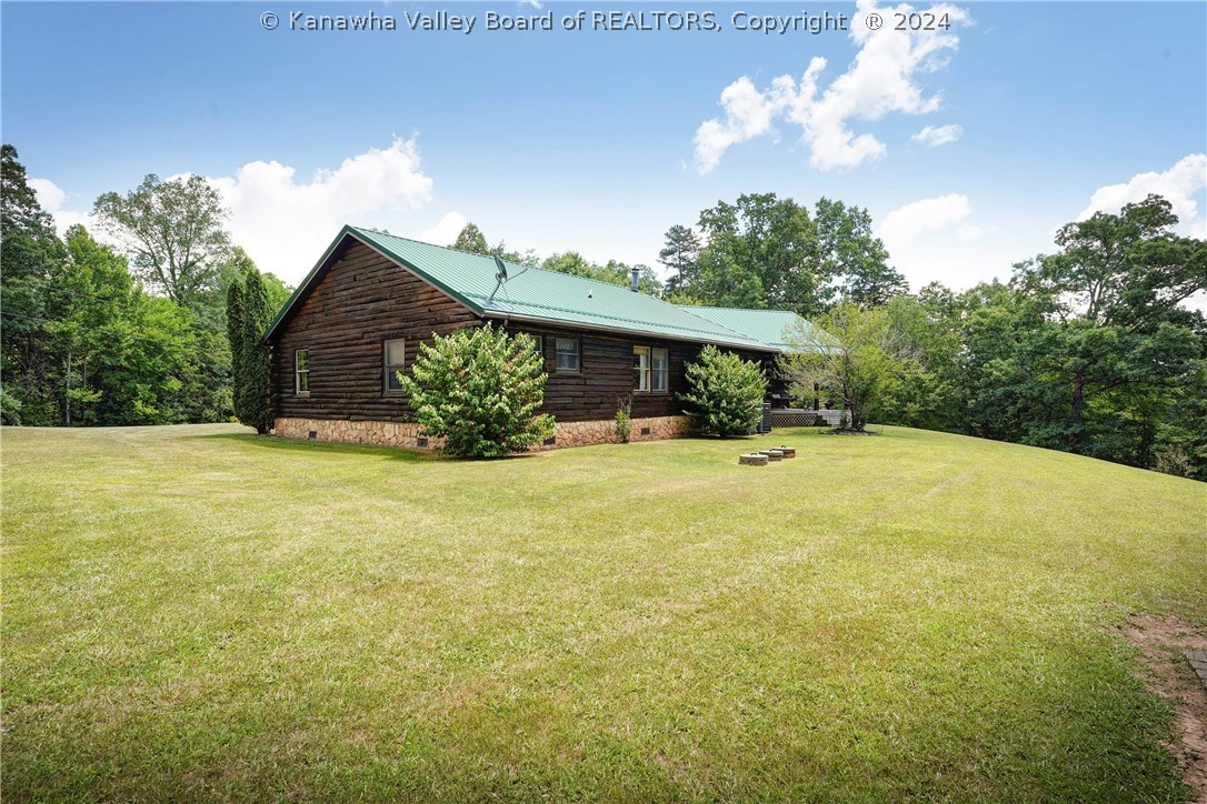 1332 Hidden Farms Road Poca, WV 25159 - Photo 3 of 40 Gallery Image 3