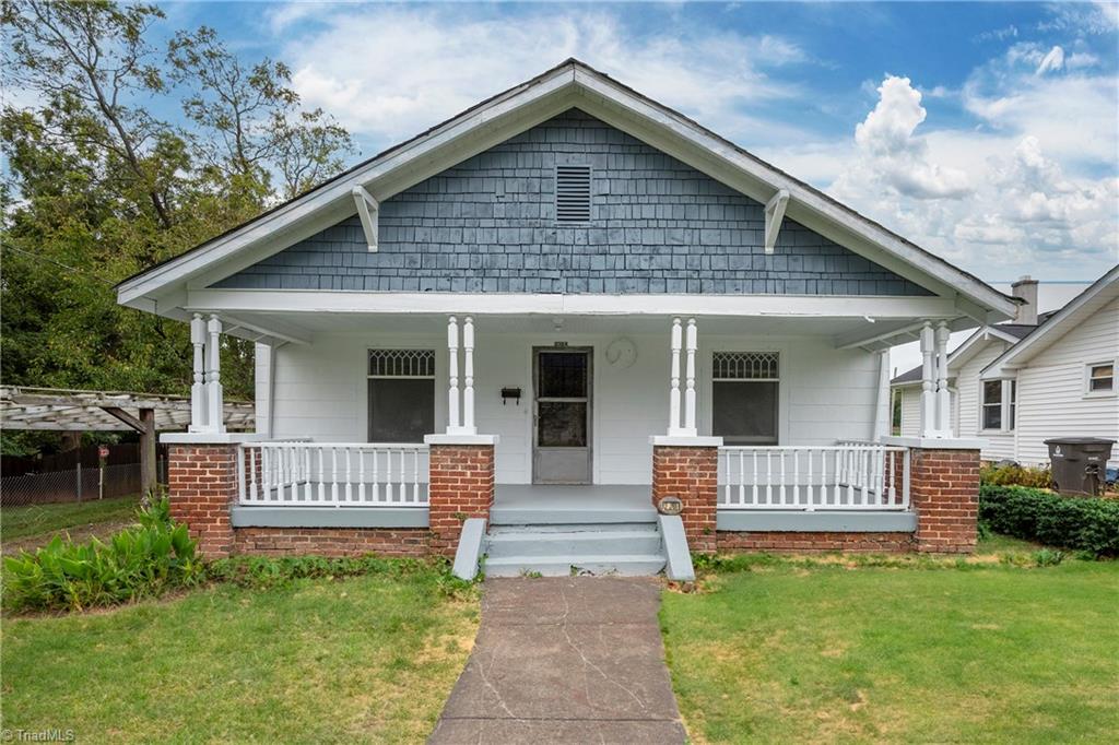 2364 Greenway Ave Northwest  