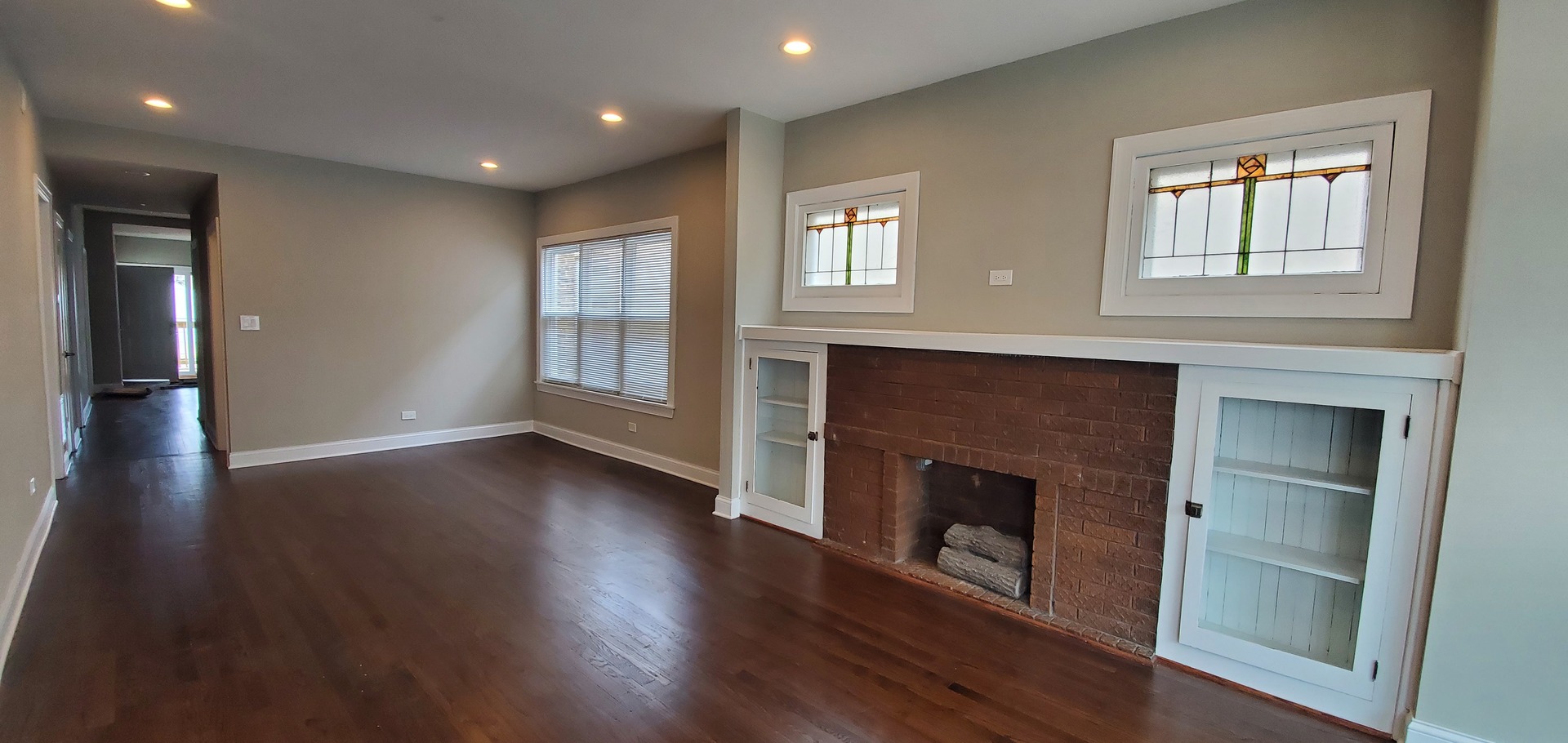 4138 West Barry Avenue, Unit 2 Chicago, IL 60641 - Photo 2 of 11