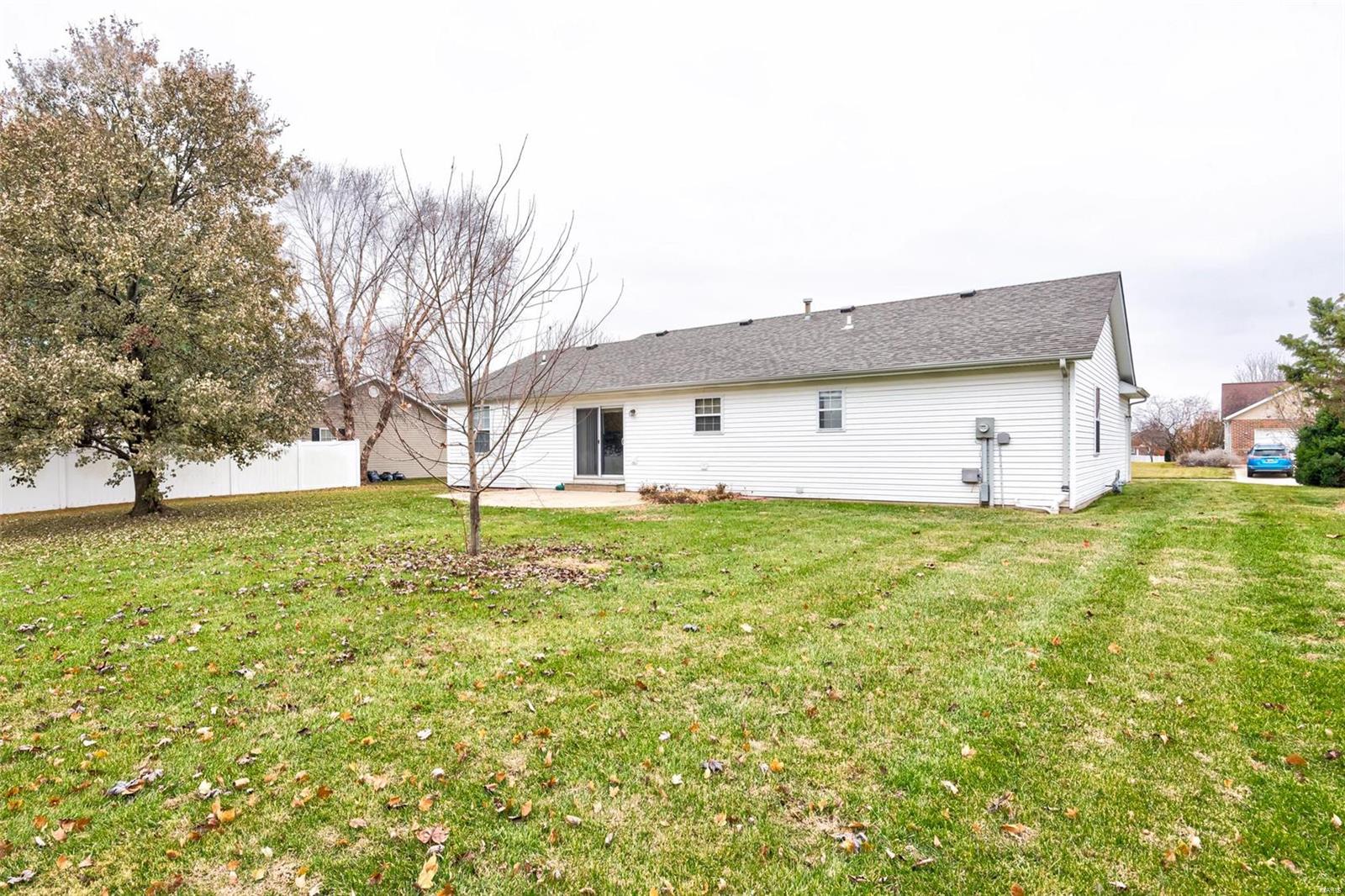 214 Mockingbird Lane Waterloo, IL 62298 - Photo 6 of 29 Gallery Image 6