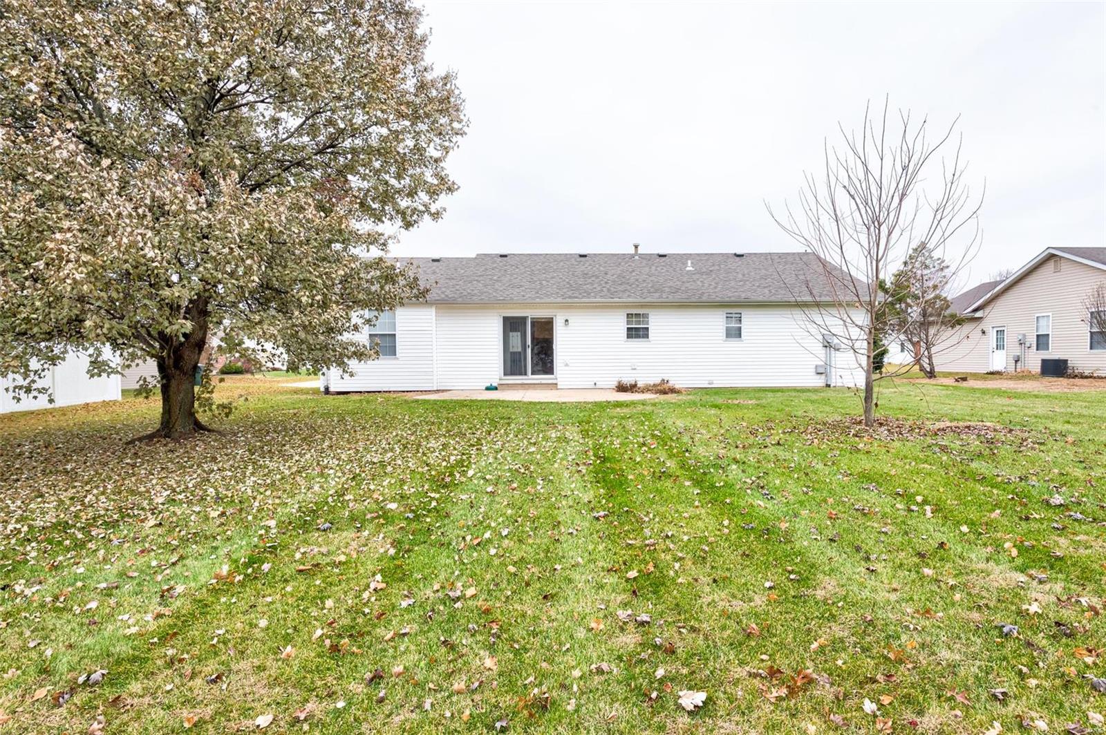 214 Mockingbird Lane Waterloo, IL 62298 - Photo 7 of 29 Gallery Image 7