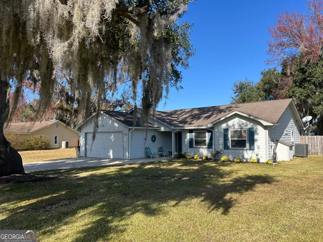 $319,000 | 206 Woodlawn Drive, St. Marys, GA 31558