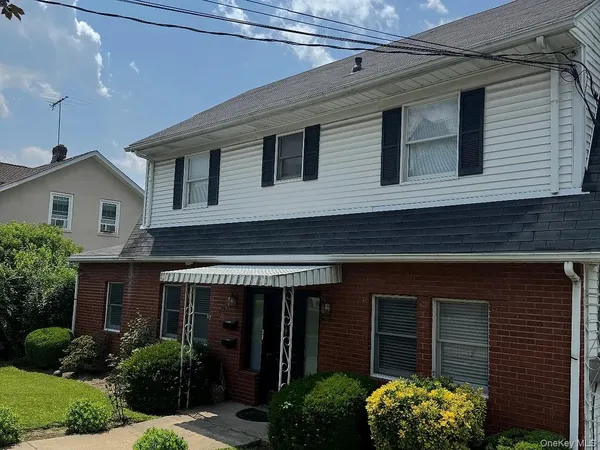 $2,700 | 295 Columbus Avenue, Unit 2, West Harrison, NY 10604
