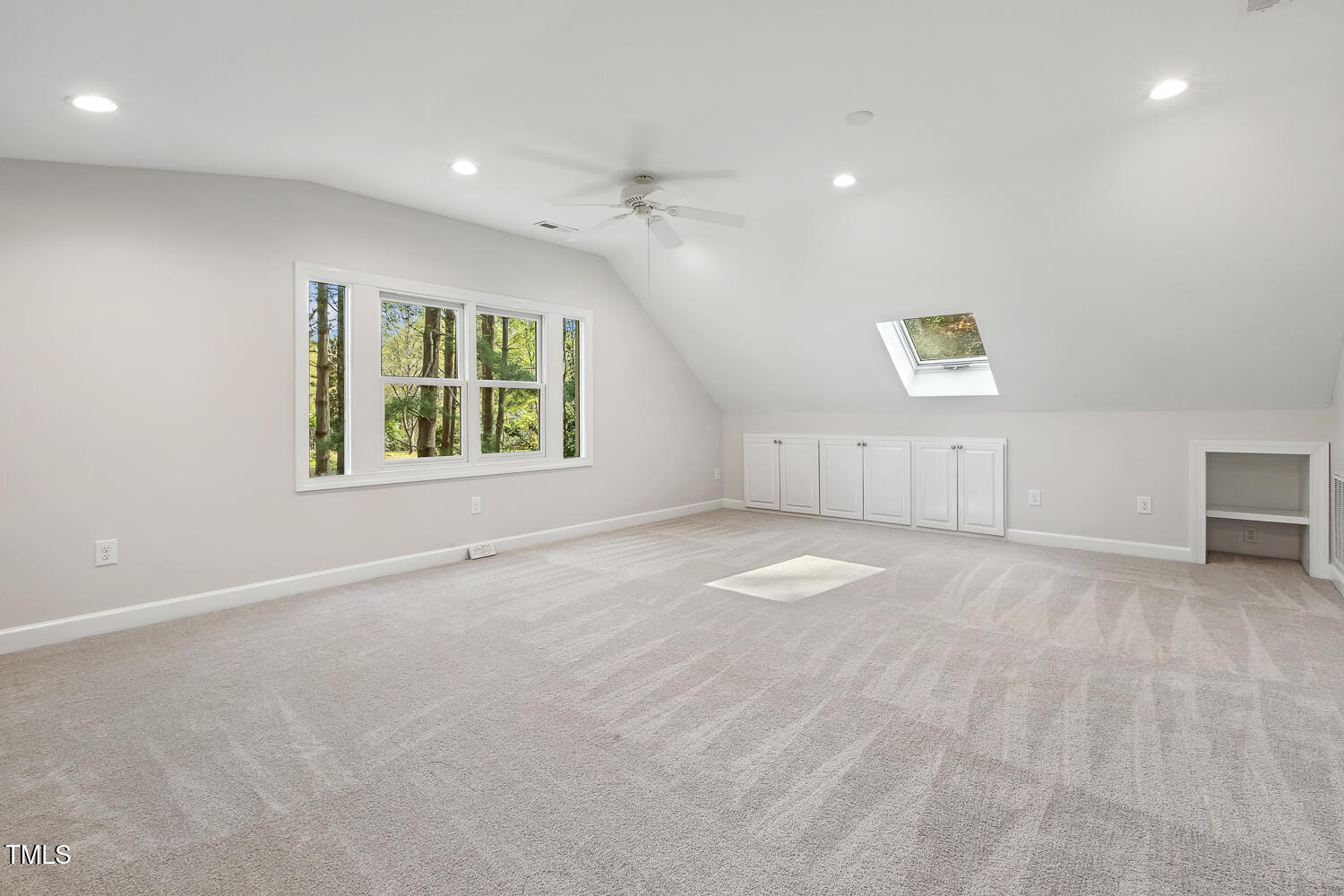 8008 Hollander Place Raleigh, NC 27606 - Photo 24 of 42 Second floor bonus room