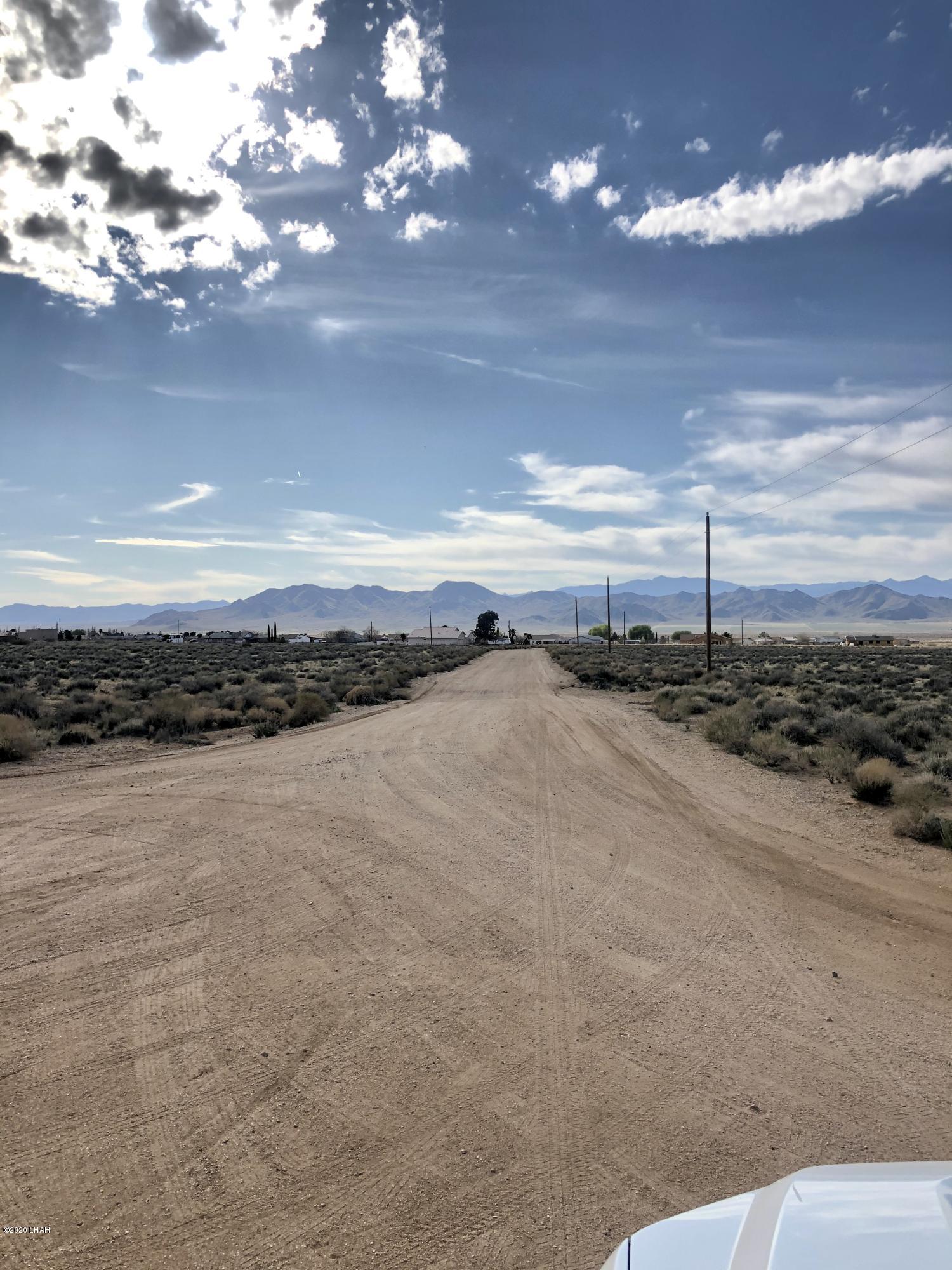 0 North Mohave Road Kingman, AZ 86401 - Photo 5 of 7 looking west on superstition rd