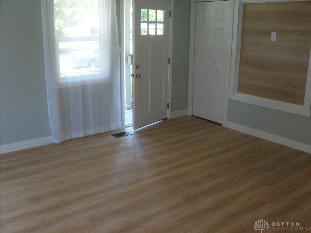 1260 Reedsdale Road Dayton, OH 45432 - Photo 2 of 43