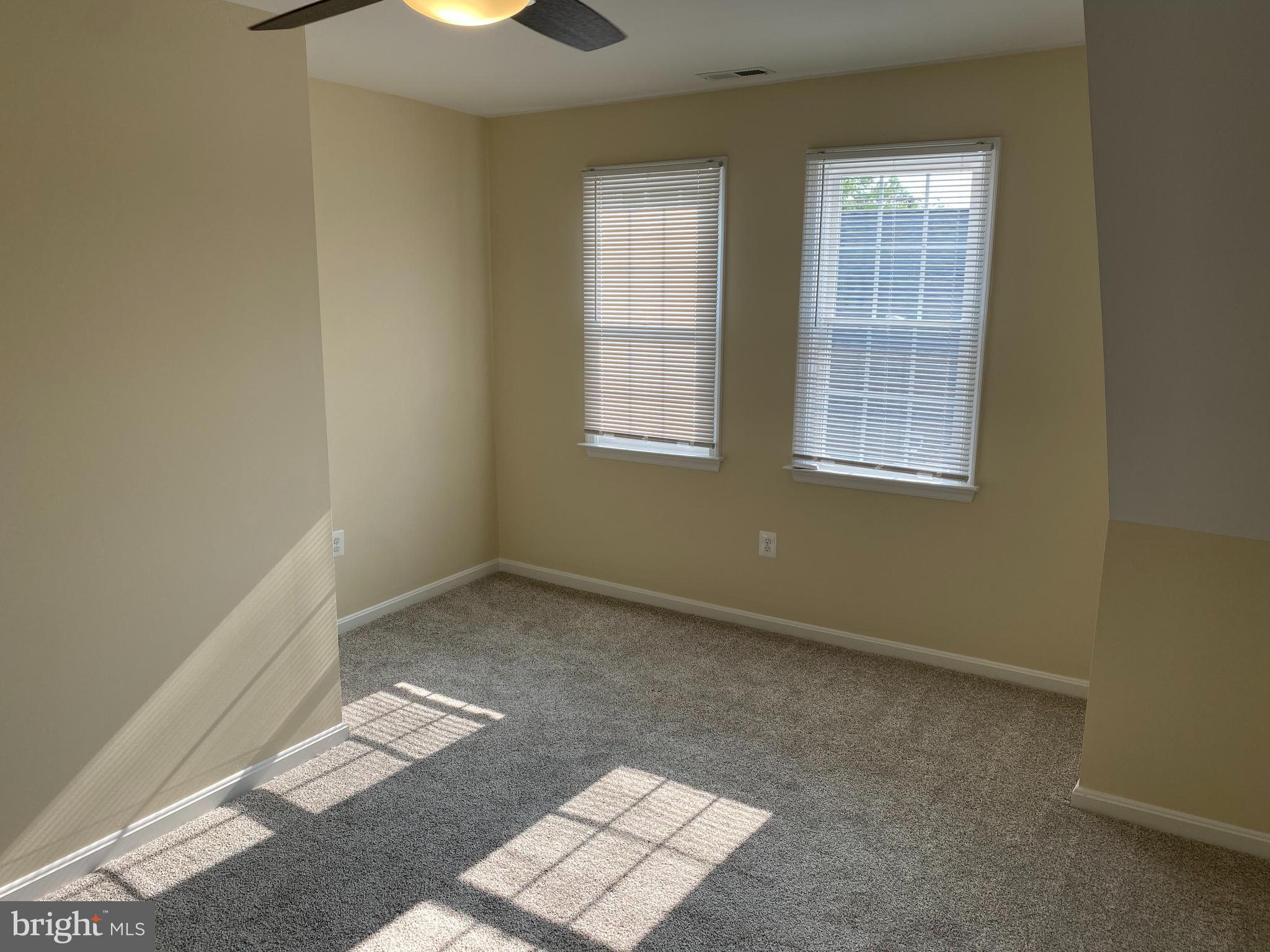7036 Dunhill Road Dundalk, MD 21222 - Photo 18 of 33 Gallery Image 18