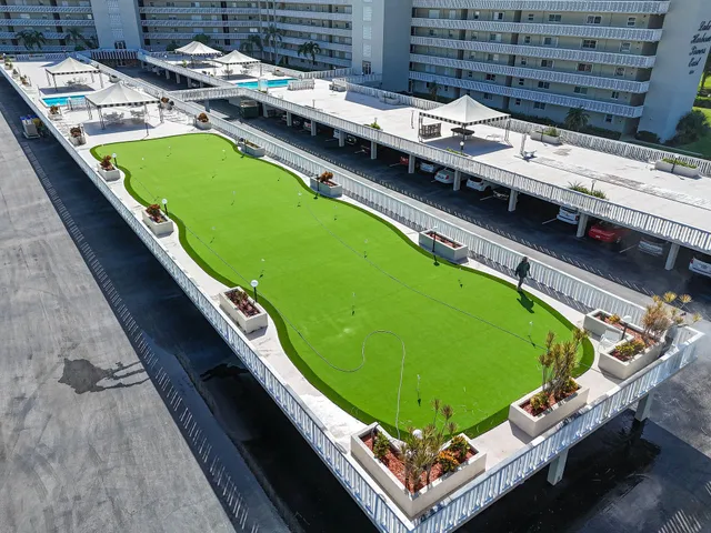 $349,900 | 801 Lake Shore Drive, Unit 419, Lake Park, FL 33403