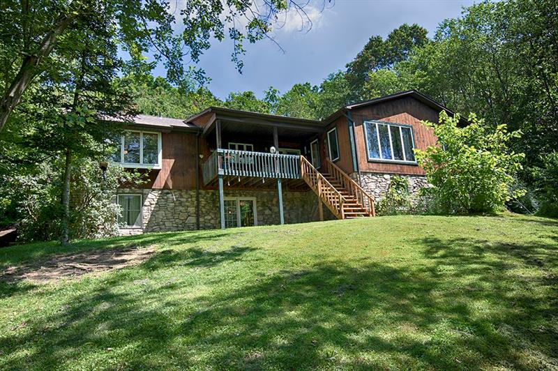 244 Hi Acres Road Greensburg, PA 15601 - Photo 1 of 24 Gallery Image 1