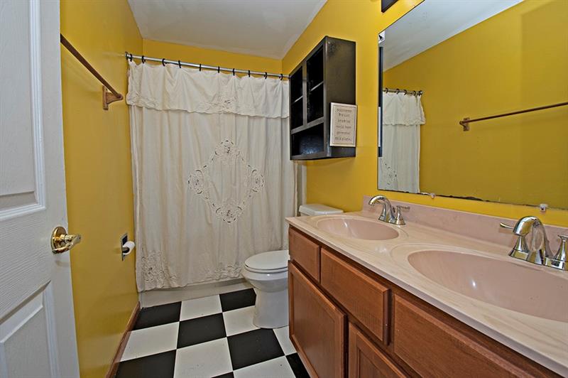 244 Hi Acres Road Greensburg, PA 15601 - Photo 14 of 24 Gallery Image 14