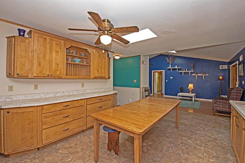 244 Hi Acres Road Greensburg, PA 15601 - Photo 8 of 24 Gallery Image 8