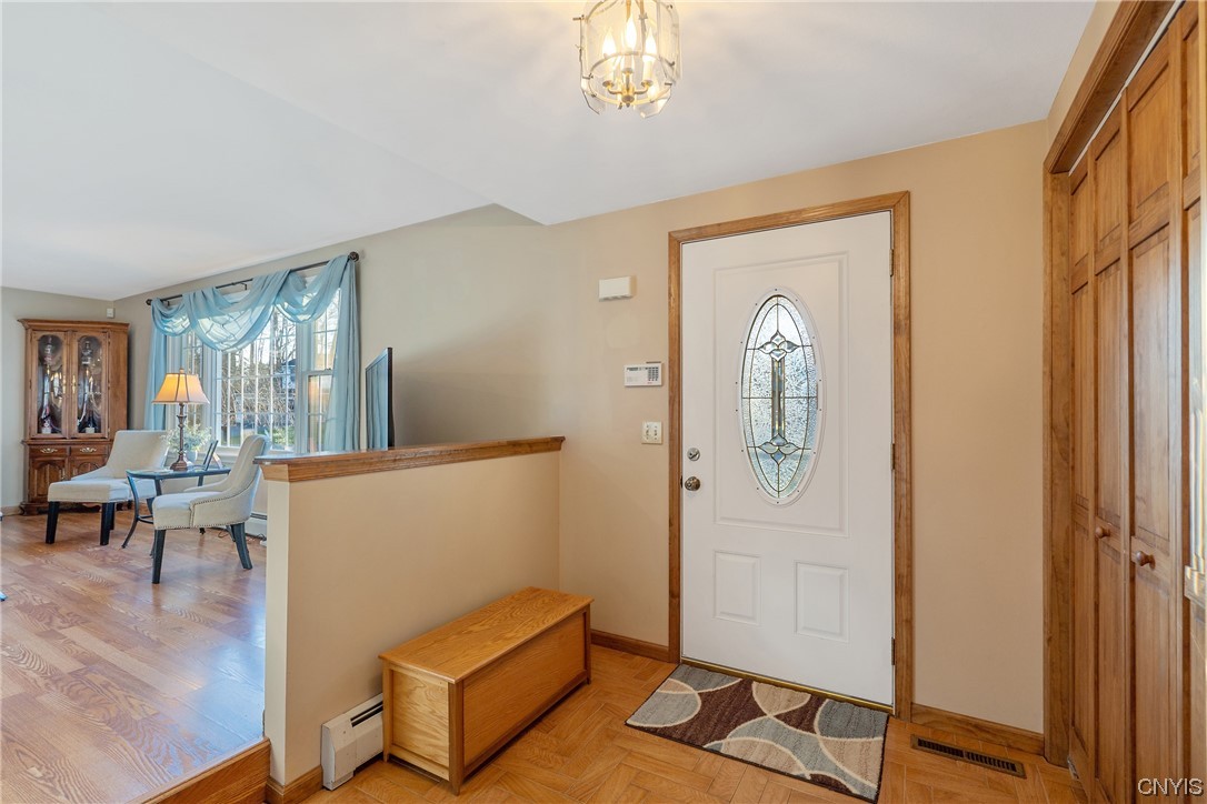 8032 Ginger Road Liverpool, NY 13090 - Photo 4 of 43 Gallery Image 4