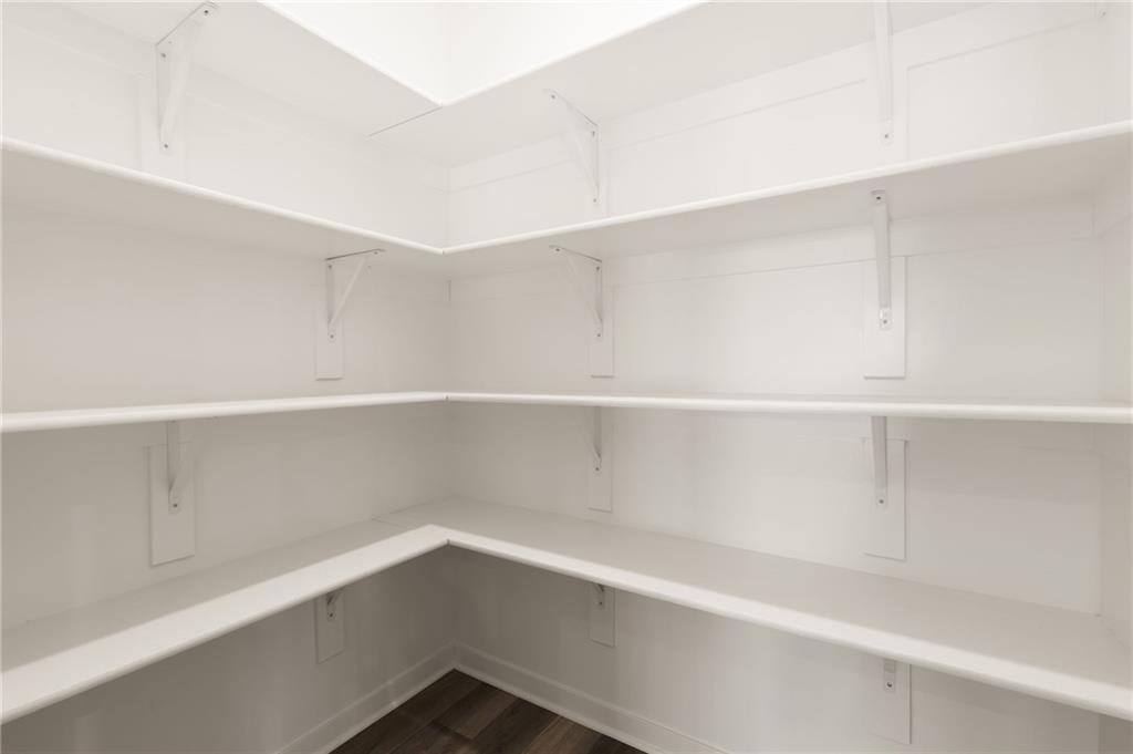 327 Northeast 51st Road Warrensburg, MO 64093 - Photo 13 of 30