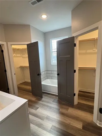 $344,900 | 327 Northeast 51st Road, Warrensburg, MO 64093