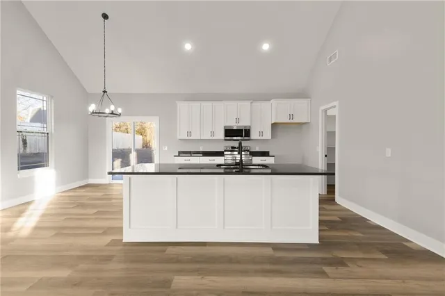 $344,900 | 327 Northeast 51st Road, Warrensburg, MO 64093