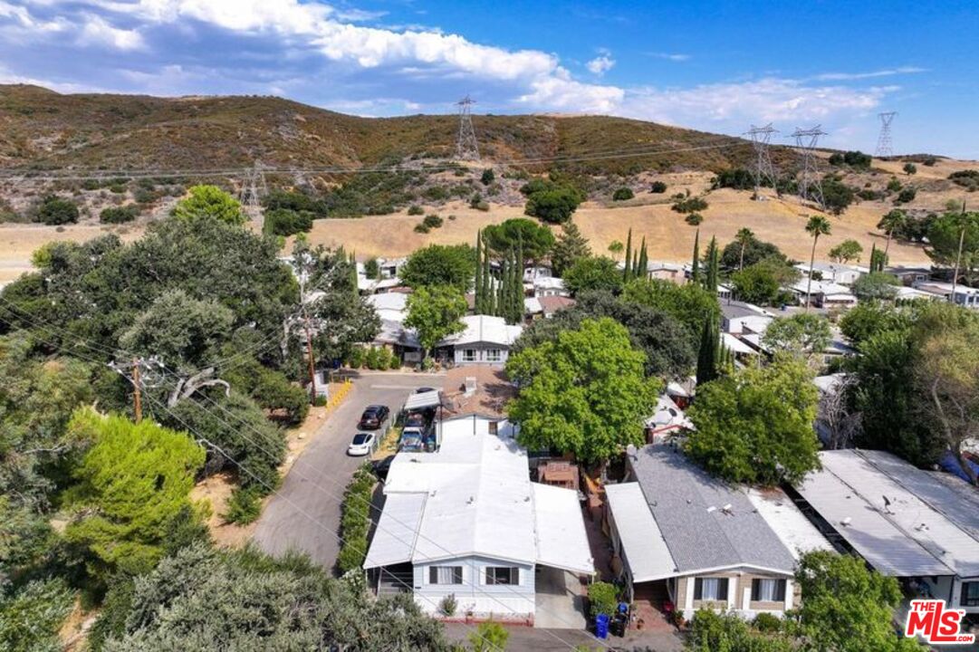 36200 Paradise Ranch Road, Unit 8 Castaic, CA 91384 - Photo 8 of 41