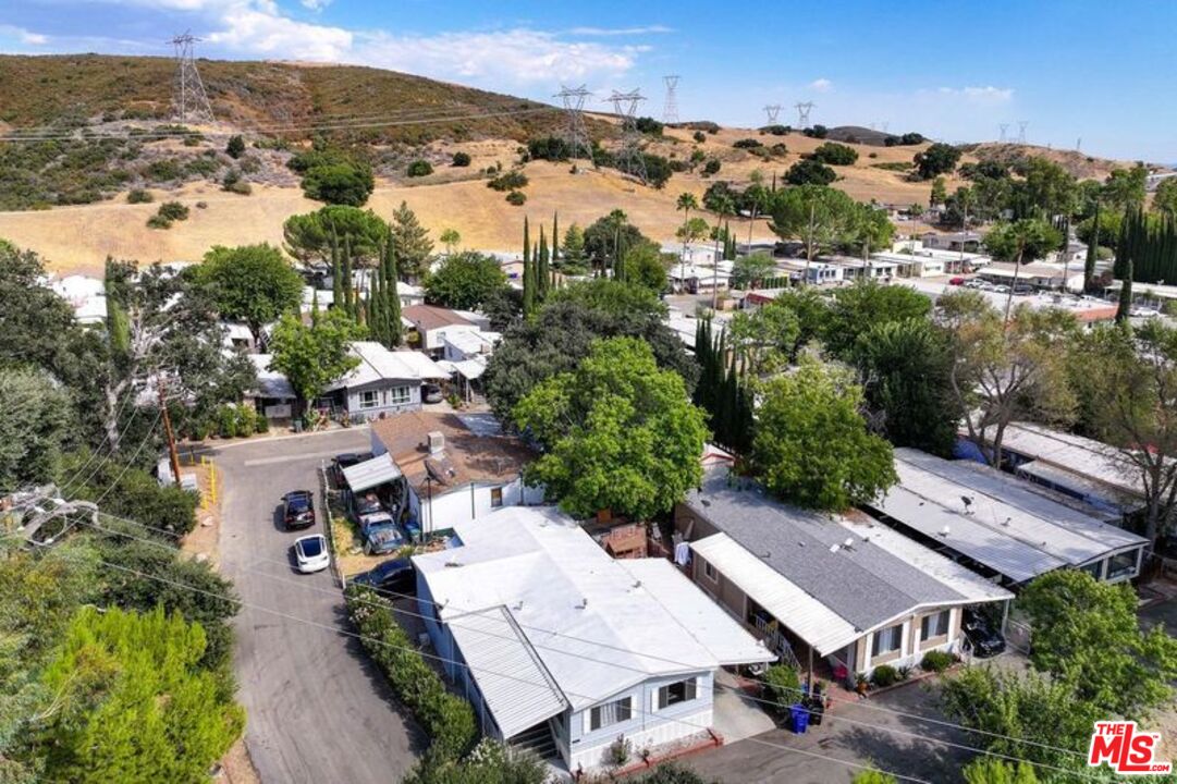 36200 Paradise Ranch Road, Unit 8 Castaic, CA 91384 - Photo 9 of 41