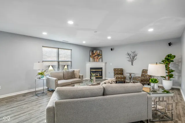 $348,900 | 10828 Young Lake Drive, Indianapolis, IN 46229