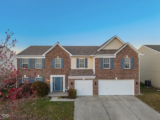 $348,900 | 10828 Young Lake Drive, Indianapolis, IN 46229