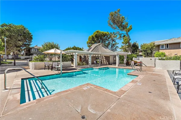 $4,800,000 | 17 Monaco, Unit 12, Newport Beach, CA 92660