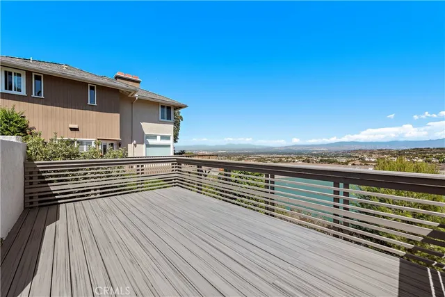 $4,800,000 | 17 Monaco, Unit 12, Newport Beach, CA 92660