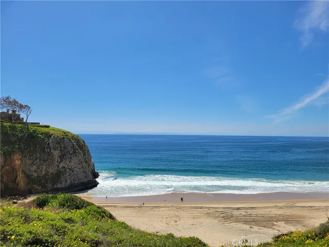 $4,800,000 | 17 Monaco, Unit 12, Newport Beach, CA 92660