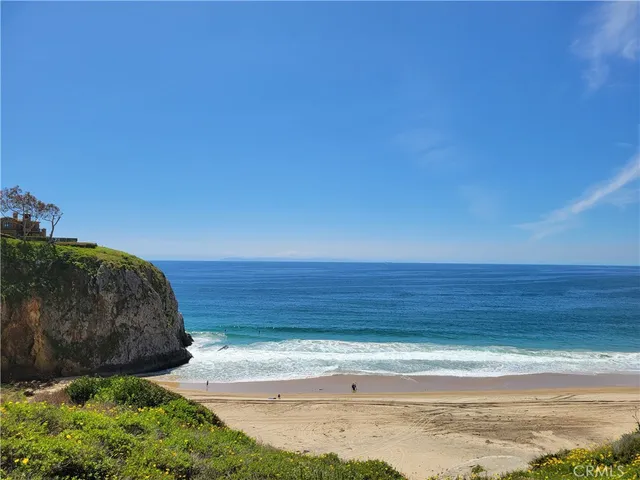 $4,800,000 | 17 Monaco, Unit 12, Newport Beach, CA 92660