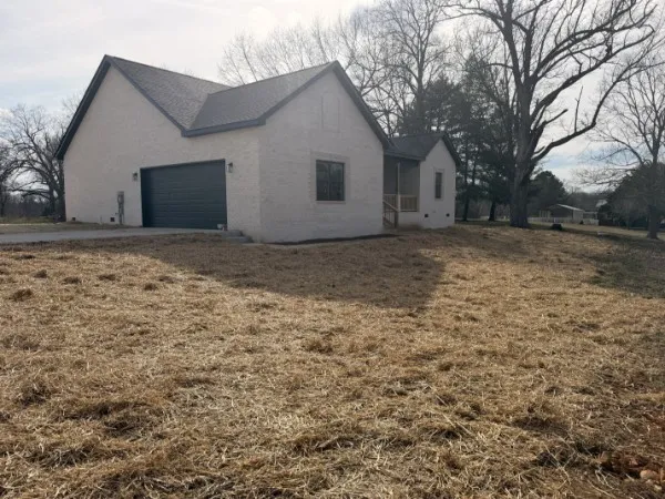 $339,900 | 523 Old Hopkinsville Road, Cadiz, KY 42211