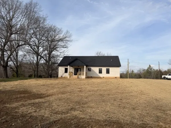 $339,900 | 523 Old Hopkinsville Road, Cadiz, KY 42211