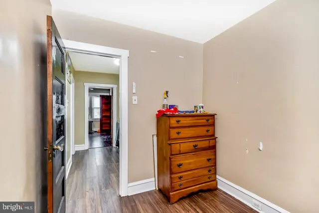 wooden floor in an empty room