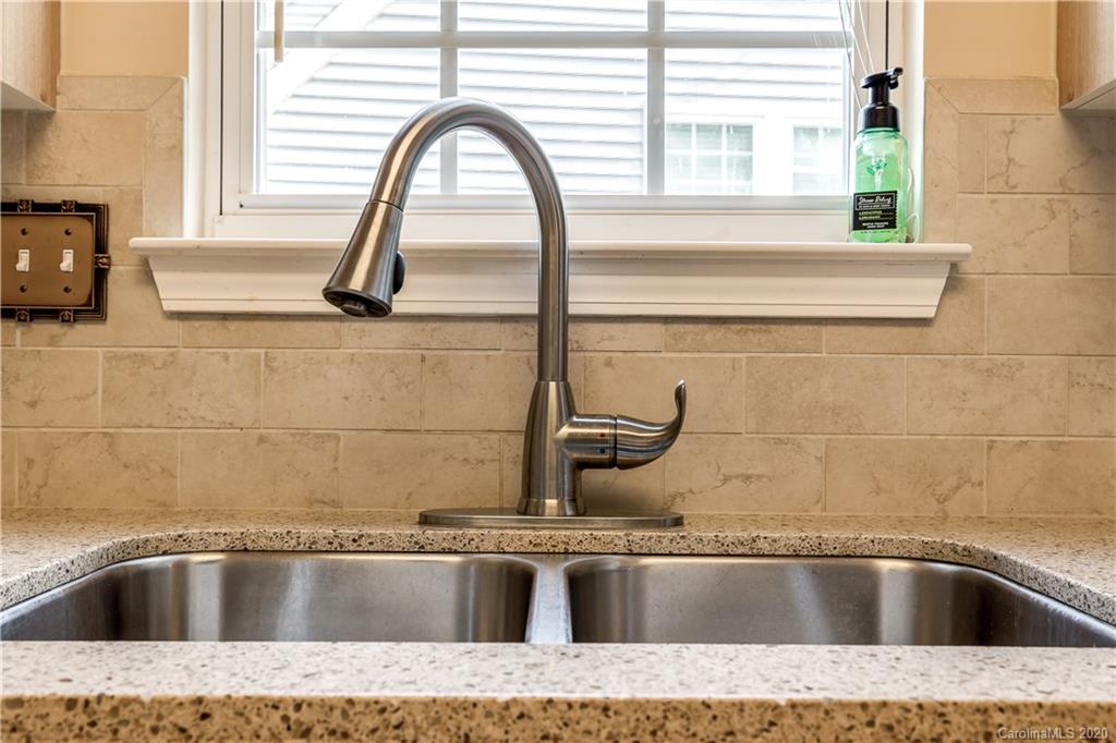 1401 Autumn Ridge Lane Fort Mill, SC 29708 - Photo 6 of 23