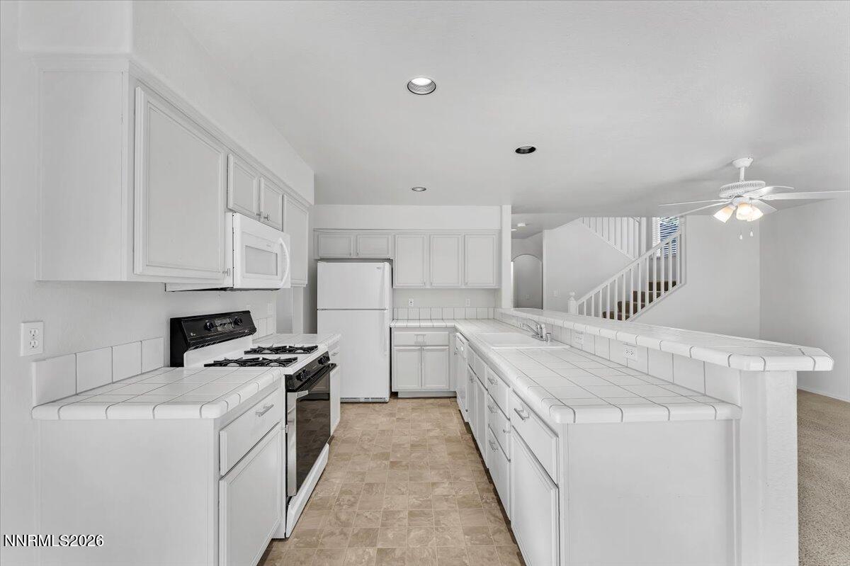 3870 North Westpoint Drive Reno, NV 89509 - Photo 14 of 57 Kitchen